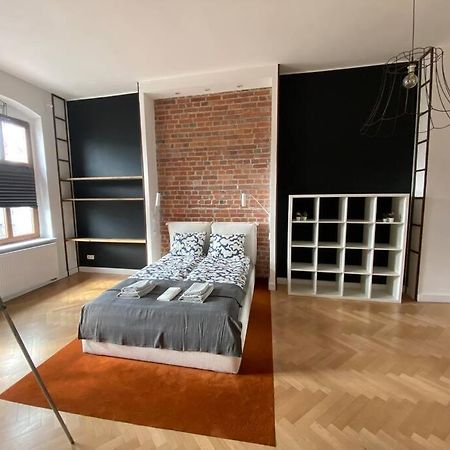 Ferienwohnung Wyjatkowy Apartament Blisko Rynku Breslau Exterior foto