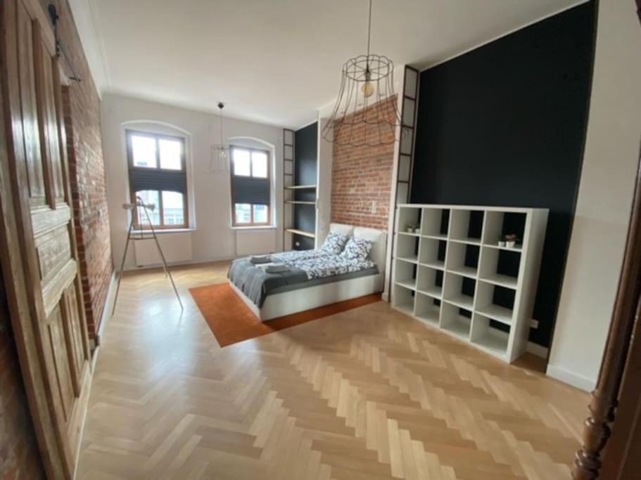 Ferienwohnung Wyjatkowy Apartament Blisko Rynku Breslau Exterior foto