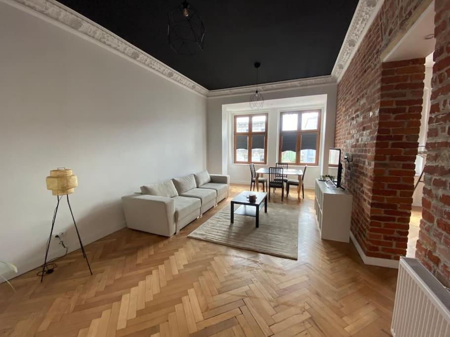 Ferienwohnung Wyjatkowy Apartament Blisko Rynku Breslau Exterior foto